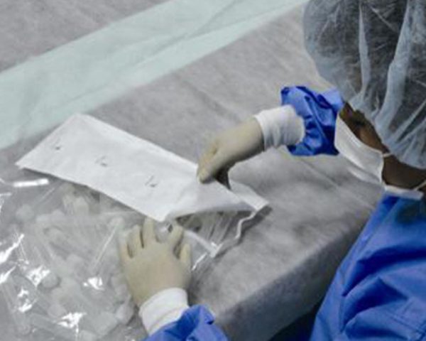 Tyvek® Header Bag